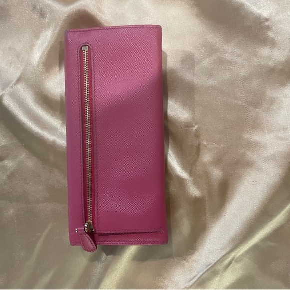 Prada Pink Leather Wristlet with Bow Detail Excellent Condition - Picture 2 of 5